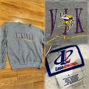 Vintage Logo Athletic Vikings Minnesota Sweatshirt Crewneck Gray NFL Size Large